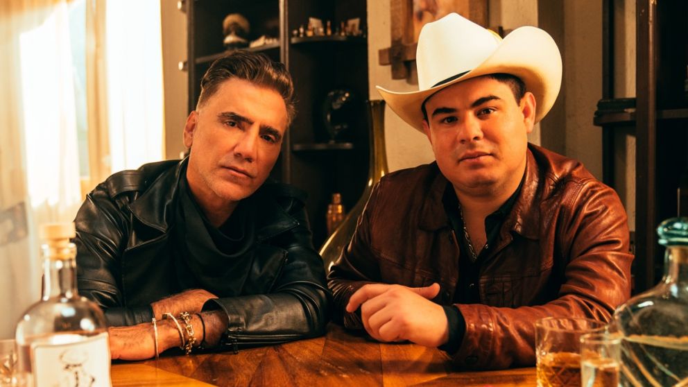 Alejandro Fernández sorprende con su versión de Cobijas Ajenas"