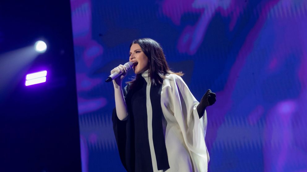 Laura Pausini pas� por Buenos Aires con una emocionante noche de m�sica y mensajes