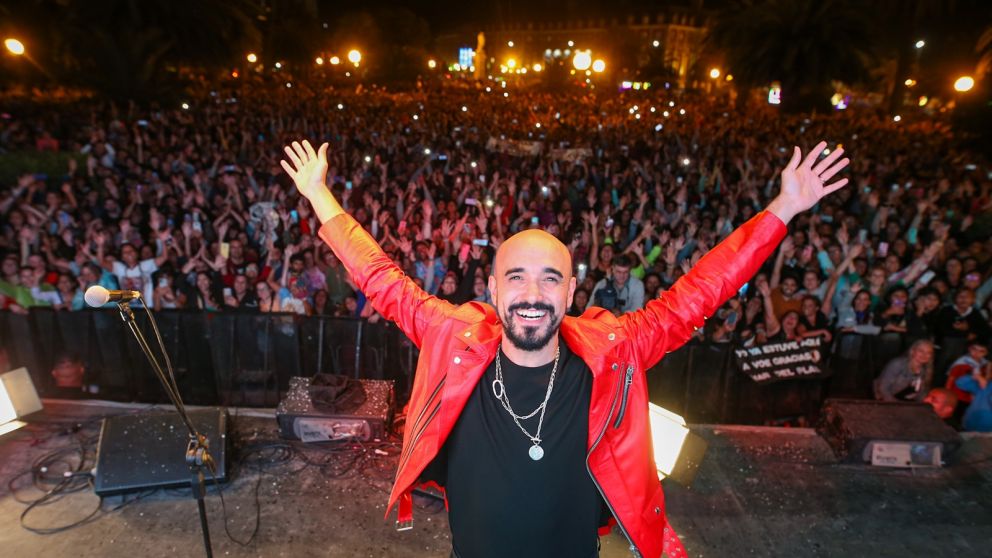 Abel Pintos ofrecerá una serie de presentaciones en el Teatro Tronador.