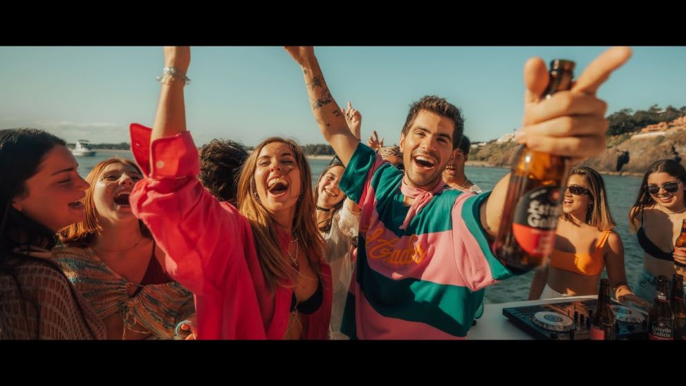 Fer V�zquez y Cami Raj se reunen nuevamente en este estreno de Rombai.