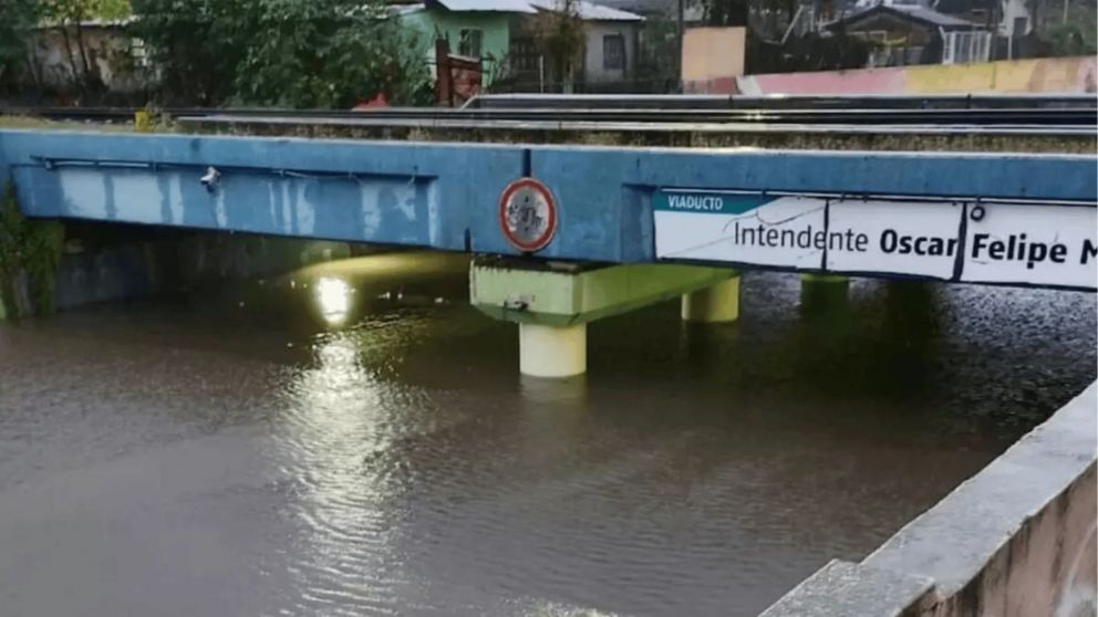 Tras el temporal, miles de bonaerenses siguen afectados por inundaciones, mientras el agua comienza a bajar y el clima mejora (Imagen: redes sociales).