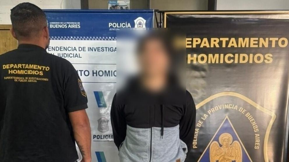 Este es el sujeto que resultó apresado por las autoridades policiales.