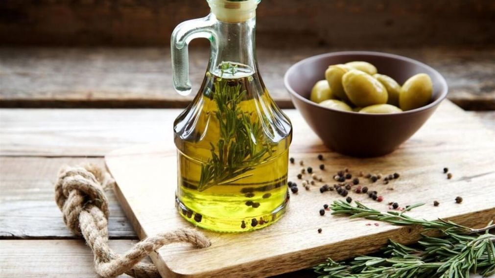 ANMAT retir� del mercado una marca de aceite de oliva (Imagen ilustrativa).