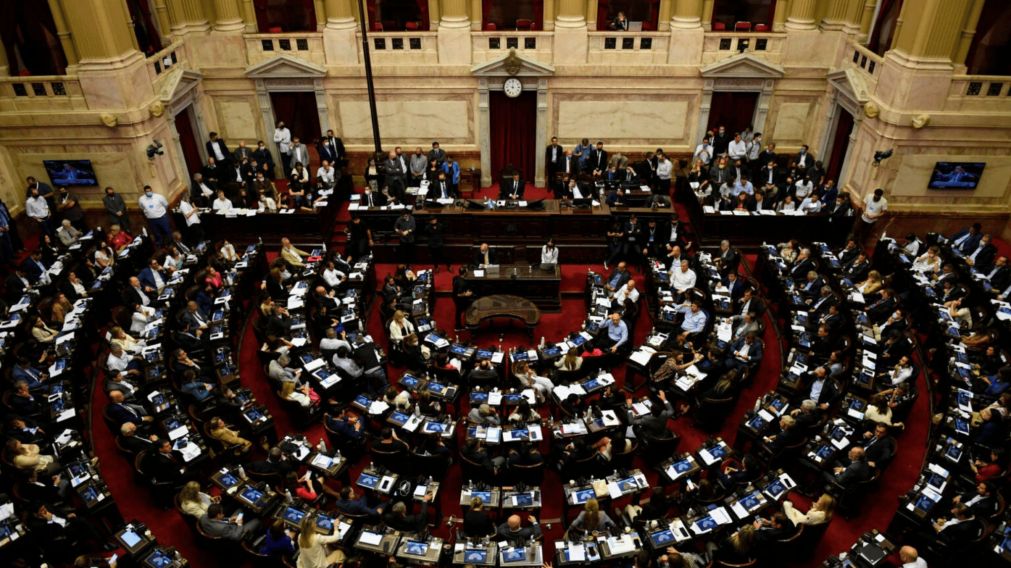La sesión se cayó por la falta de confirmación de los funcionarios.