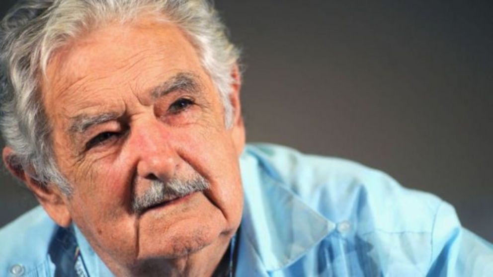 José "Pepe" Mujica volvió a ser internado en Montevideo y se espera un parte médico oficial