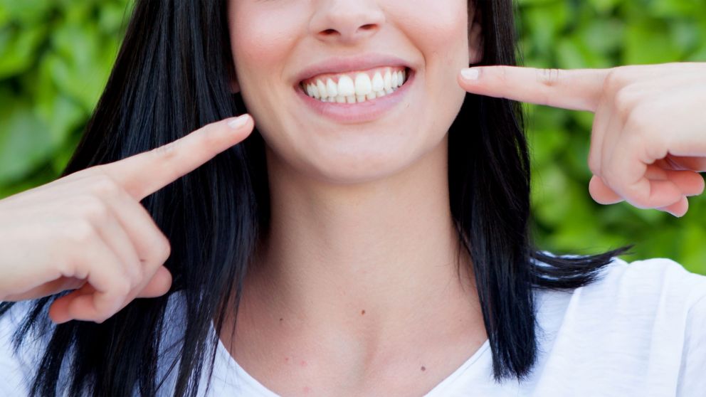 Un truco chino permite tener los dientes más blancos (Imagen ilustrativa).