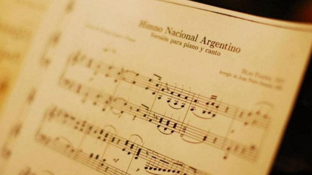 La letra del Himno nacional argentino tuvo que ser modificada (Imagen ilustrativa).