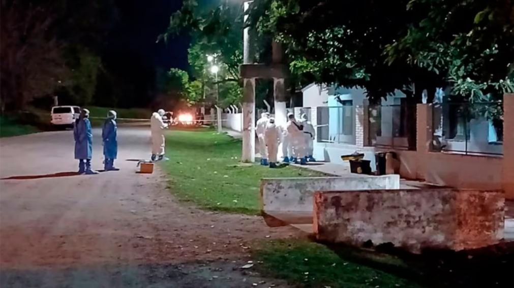 El brutal femicidio ocurrió en el medio de la calle, en la zona de Los Nogales.