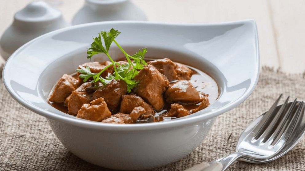 Este corte porcino sirve para un rico estofado o para rellenos, pero su principal virtud es que cuenta con una excelente relaci�n precio-calidad.