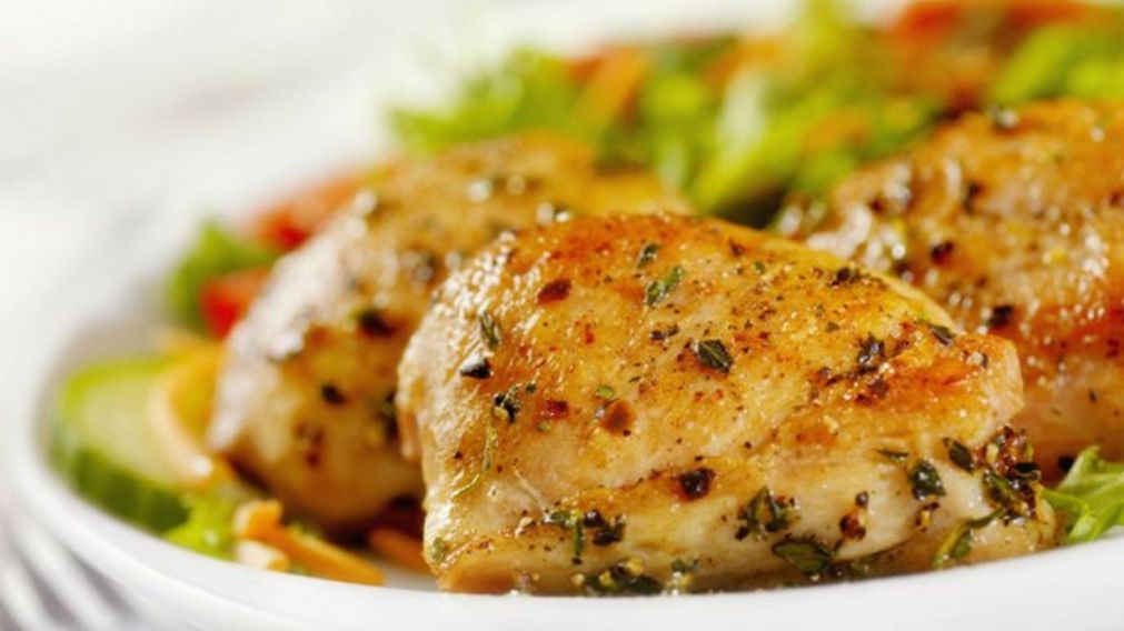 Maximiza tus compras e incorpora esta vers�til pieza de pollo.
