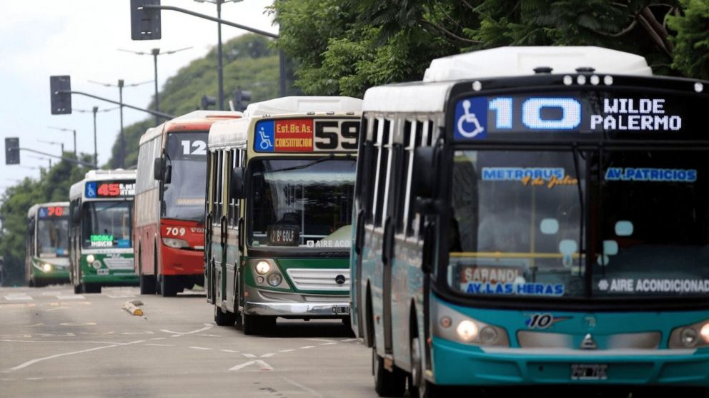 El Gobierno aprobó un nuevo esquema de cálculo de los costos e ingresos medios para colectivos de la Región Metropolitana de Buenos Aires (Imagen ilustrativa).
