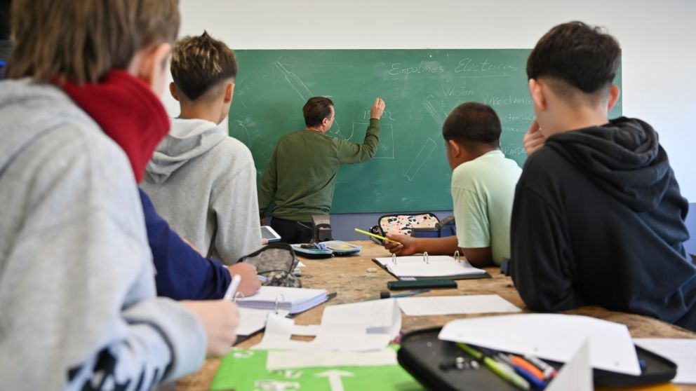 Modificaciones en el calendario escolar: confirmaron las nuevas fechas de las vacaciones de invierno.