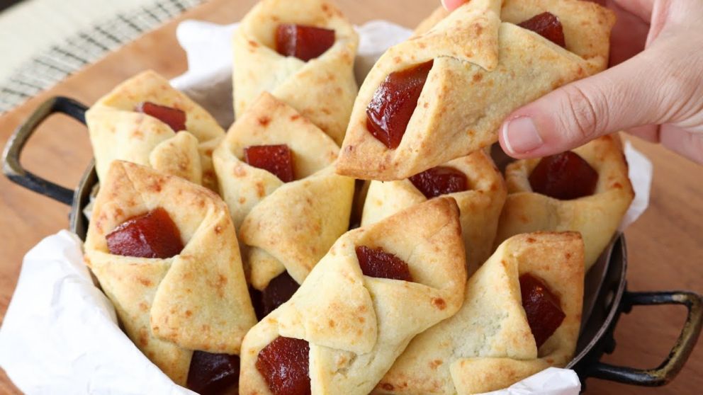Tentadores y fáciles de hacer: pañuelitos de membrillo con masa de queso, una receta ideal para acompañar los mates.