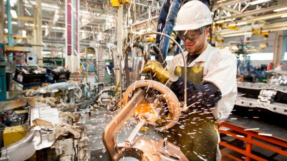 La UIA festejó la baja de las retenciones a las exportaciones industriales.