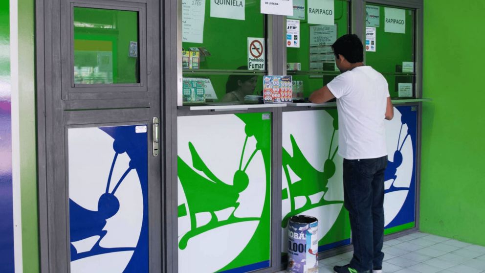 Un hombre se convirtió en millonario comprando golosinas.