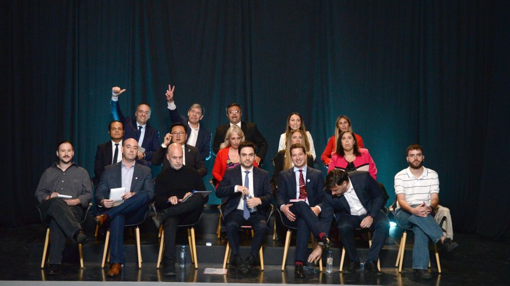 Con varios cruces, se cerr� el bloque de propuestas, preguntas y respuestas