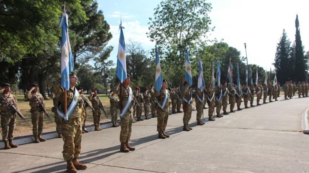 Los integrantes de las Fuerzas Armadas recibirán un incremento por sus funciones.