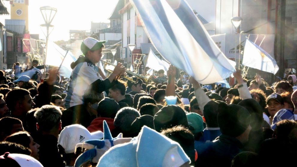 Argentina sigue superando a Brasil.