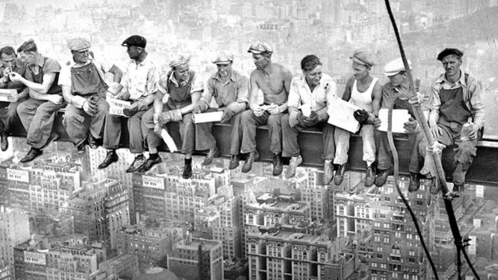 El 1 de mayo de 1889 se instaur�en la II Internacional de los Trabajadores el D�a Mundial del Trabajo.