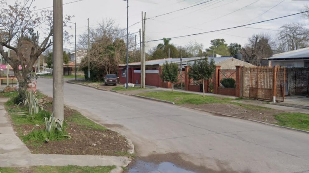 Ac�, en este vecindario, se produjo el homicidio de la inocente criatura.