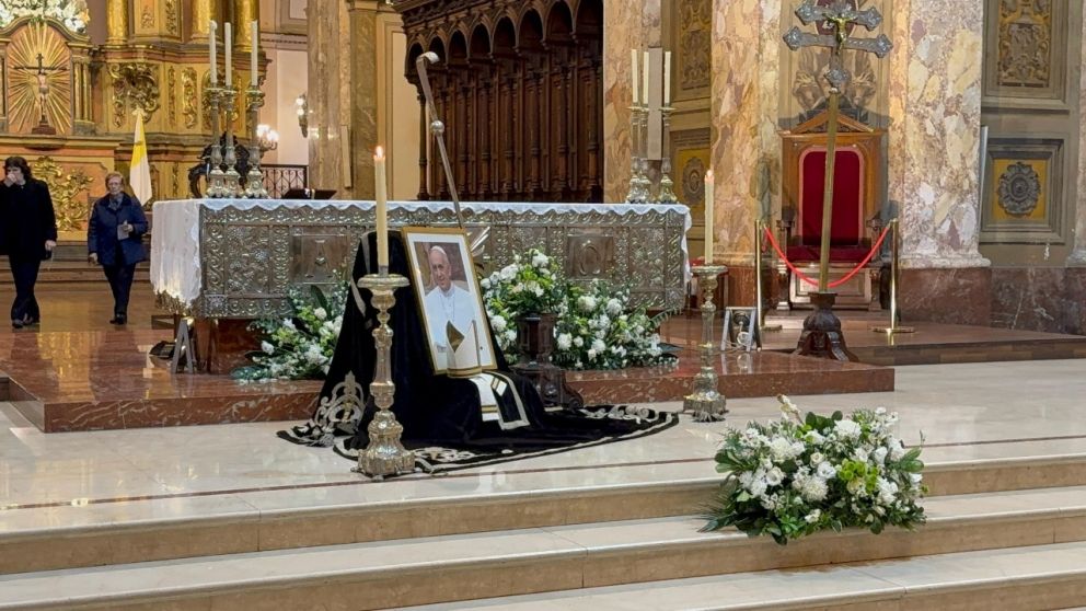 La misa principal se llevará a cabo el sábado a las 10 de la mañana, coincidiendo con el funeral en el Vaticano.