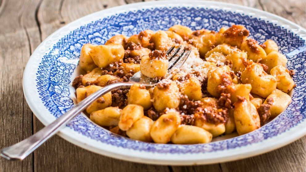 La receta de ñoquis con harina y queso es muy elegida por muchos que prefieren no comer papas (Imagen ilustrativa).