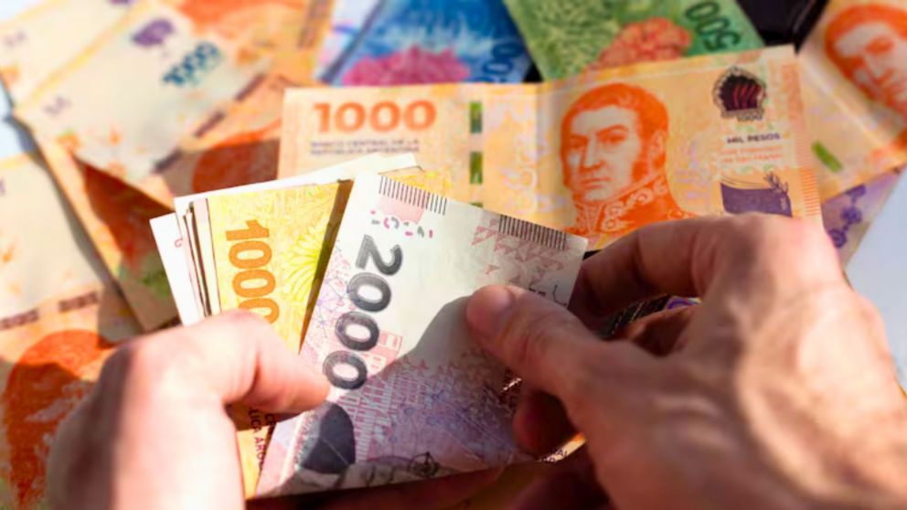 El Gobierno nacional oficializó la convocatoria al Consejo Nacional del Empleo, la Productividad y el Salario Mínimo, Vital y Móvil (Imagen ilustrativa).