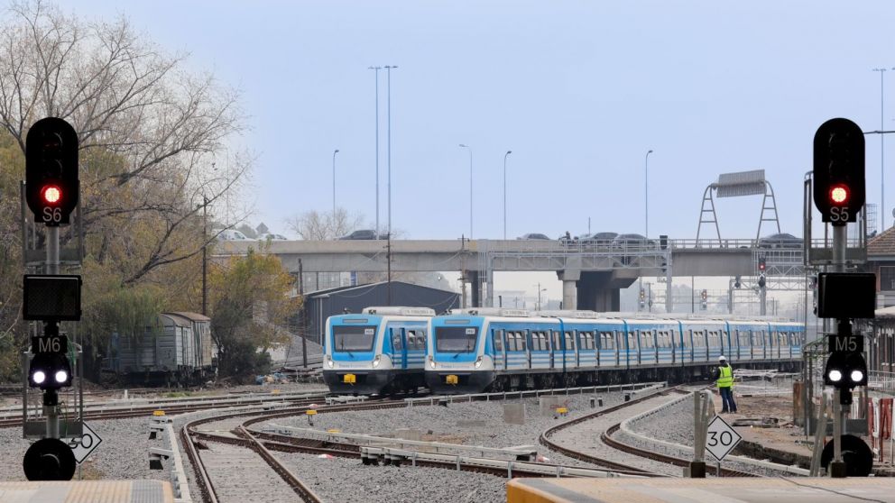 Dos líneas circularán con servicios limitados el fin de semana por obras (Trenes Argentinos).