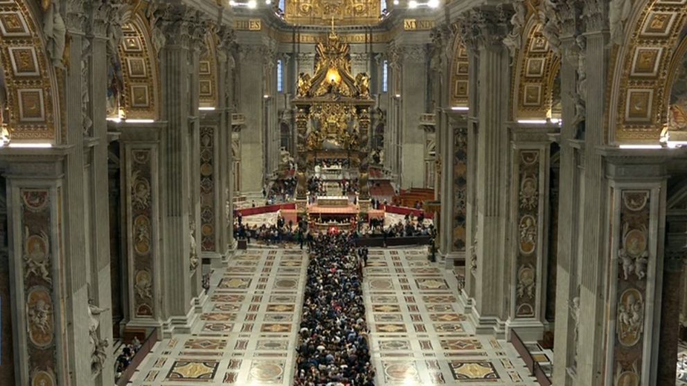 Se estima que más de 500 mil personas se acercarán al Vaticano durante los próximos días para despedir al papa Francisco.