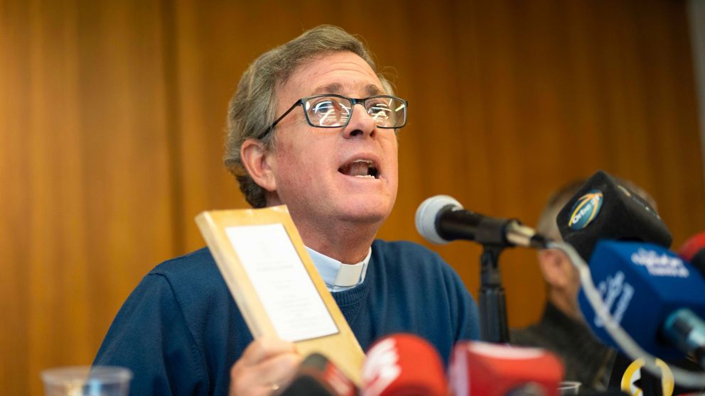 El arzobispo Jorge García Cuerva brindó una conferencia de prensa tras el fallecimiento del Papa Francisco (NA).