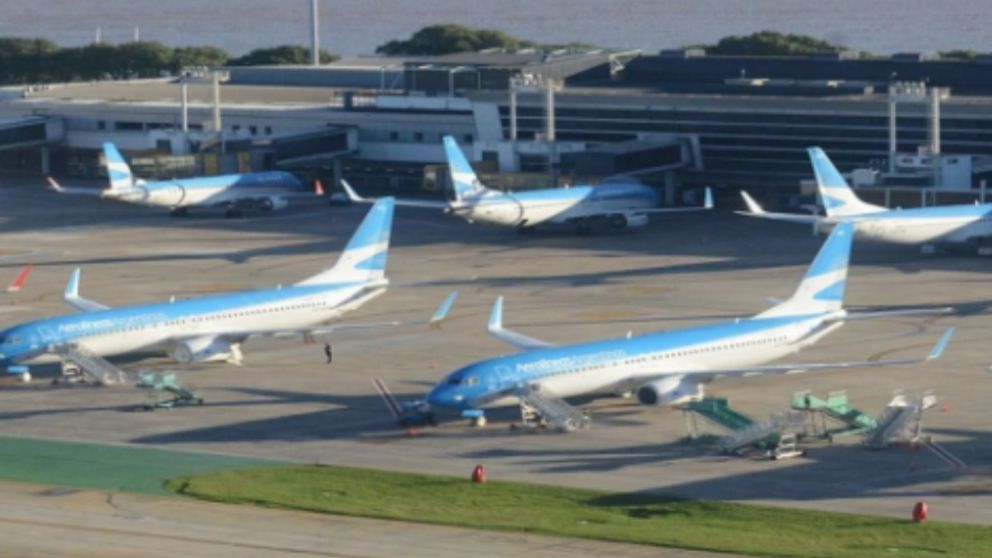 Tras el vuelo que regresó a Ezeiza, un avión tuvo que volver a Aeroparque.
