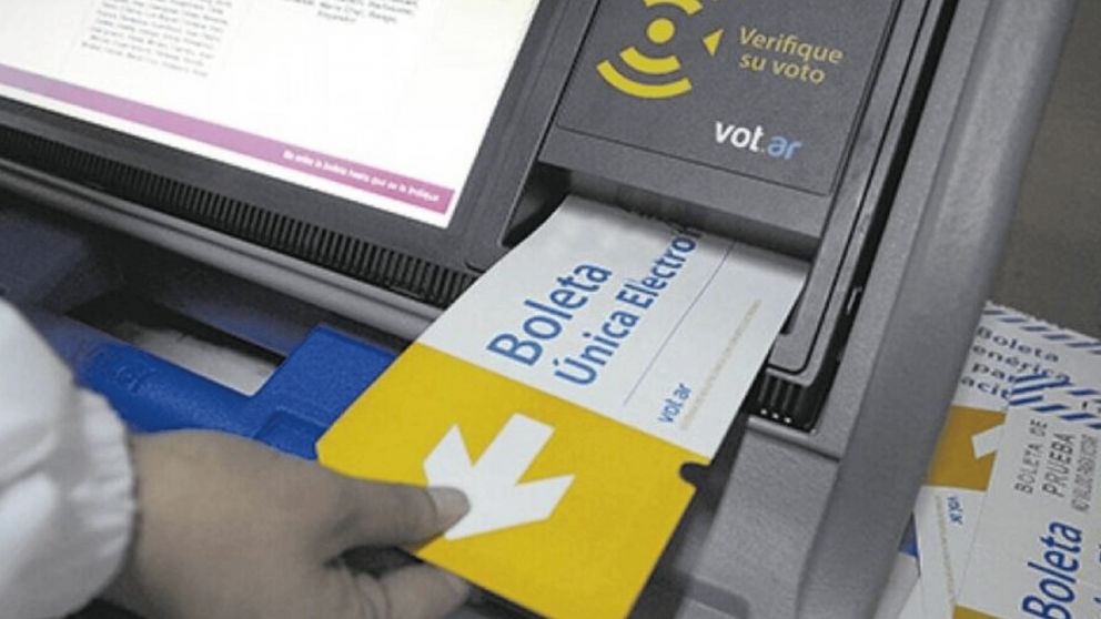 Elecciones legislativas en CABA: aprobaron la implementación de la Boleta Única Electrónica