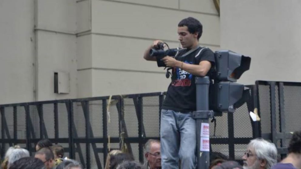 El fot�grafo Pablo Grillo permanece internado con pron�stico reservado (Foto Facebook Pablo Grillo).