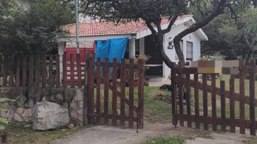 La casa donde encontraron a la víctima del hecho. (Foto: Cadena 3)
