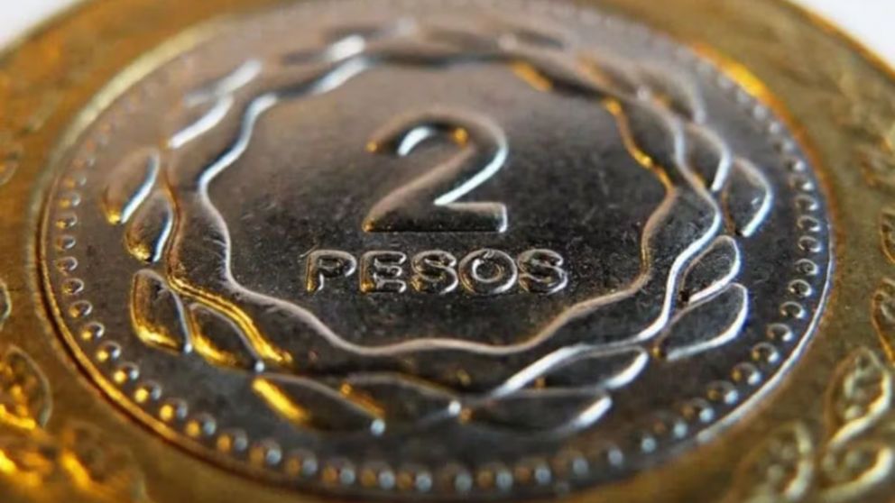 La moneda de dos pesos que puede estar en la billetera de cualquier ciudadano.