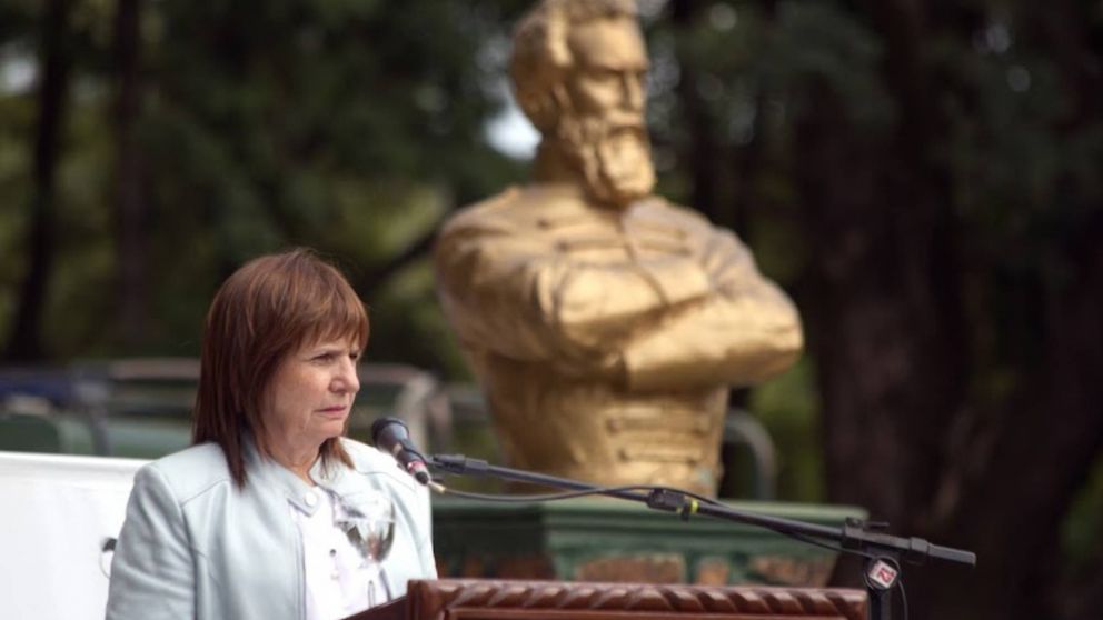 Patricia Bullrich anunció que Orán y Aguas Blancas serán declaradas zonas especiales para la aplicación de la Ley Antimafia
