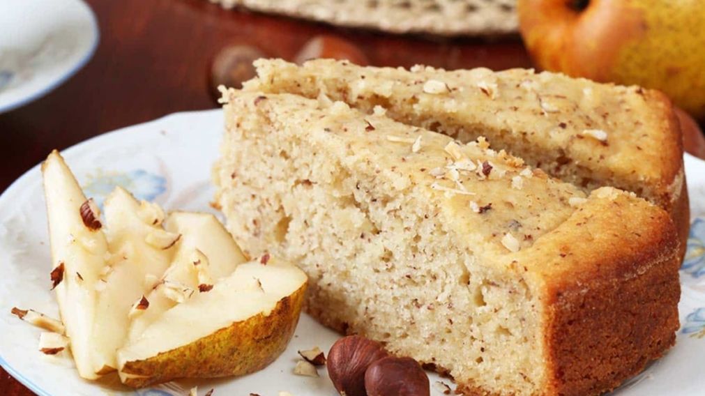 Budín de peras sin harina: una receta liviana y sencilla para degustar con el mate.