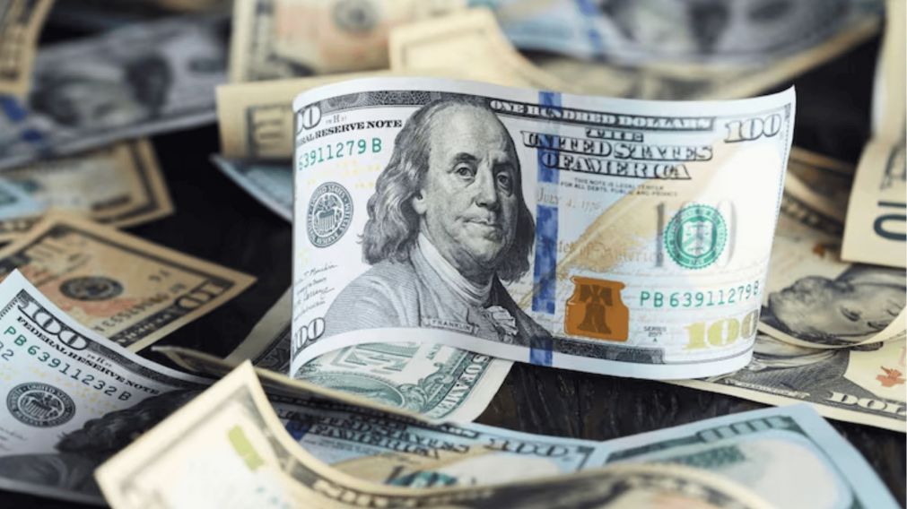 Fin del cepo: compra de d�lares sin l�mite, pero con condiciones para retirar el efectivo adquirido en bancos (Imagen ilustrativa).
