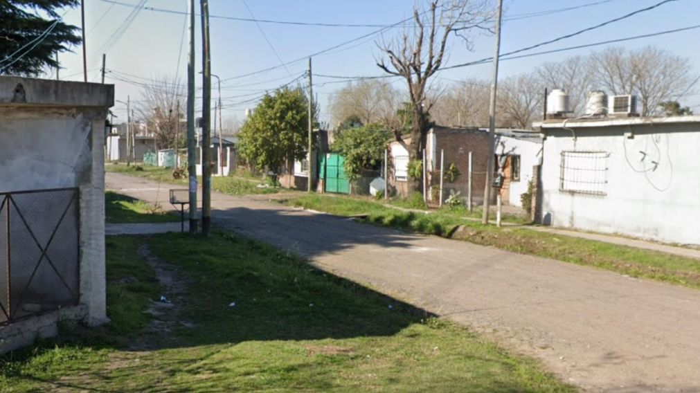 Acá, en este vecindario, se produjo la muerte de Emilio Nicolás Tévez.