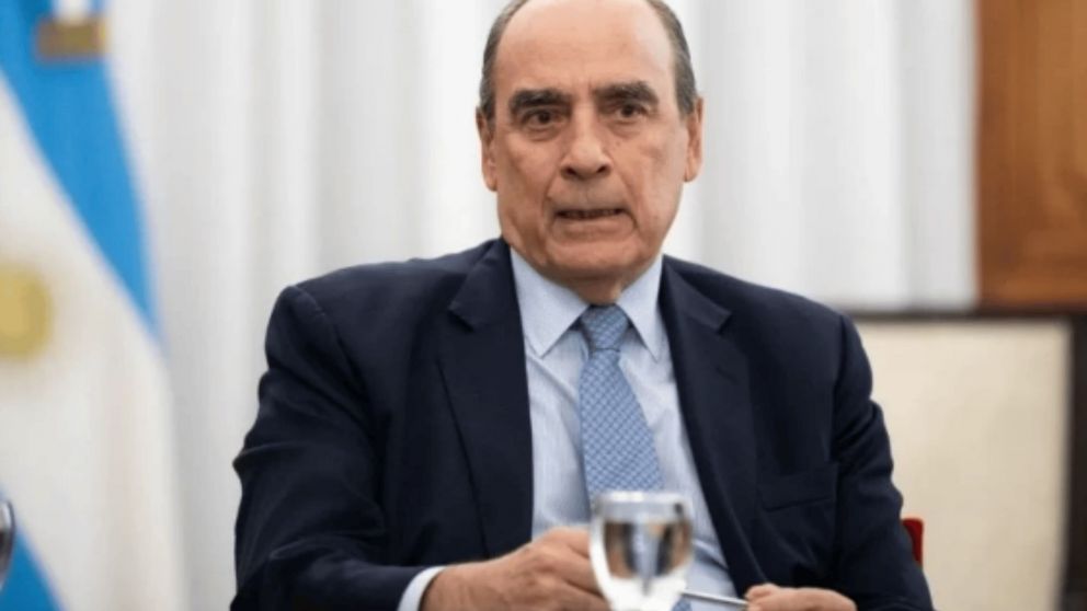 Guillermo Francos sostuvo que Manuel Garc�a Mansilla debe seguir en la Corte Suprema.