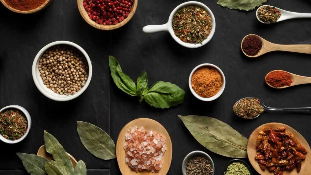 ANMAT prohibió un condimento para comidas por considerarlo peligroso (Freepik).