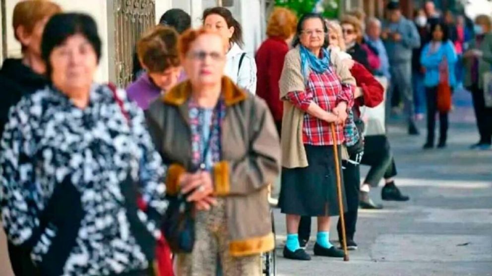 La Defensoría de la Tercera Edad informó cuánto necesita un jubilado para cubrir sus gastos (Imagen ilustrativa).