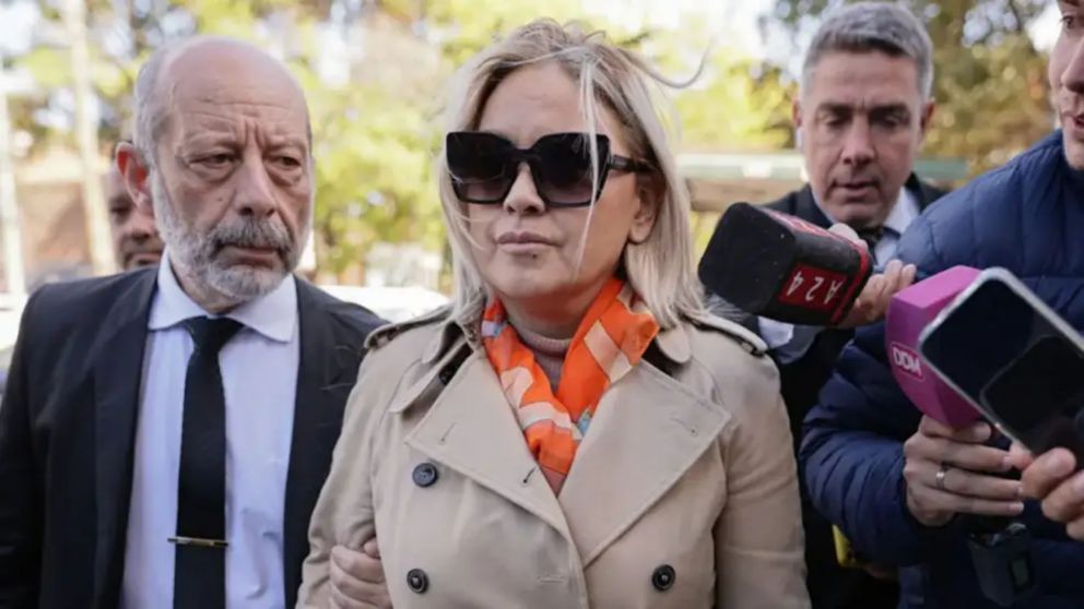 Verónica Ojeda al arribar al tribunal de San Isidro (EFE).