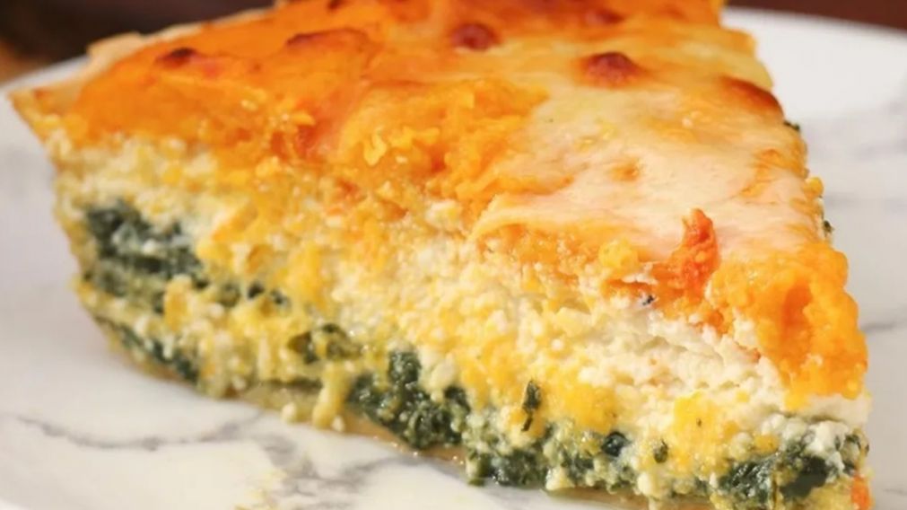 Receta de tarta tricolor con calabaza y espinaca: fácil y deliciosa aprovechando que están baratas.