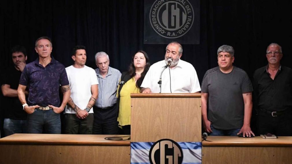 CTERA y otros gremios de docentes adherirán al paro nacional impulsado por la CGT.