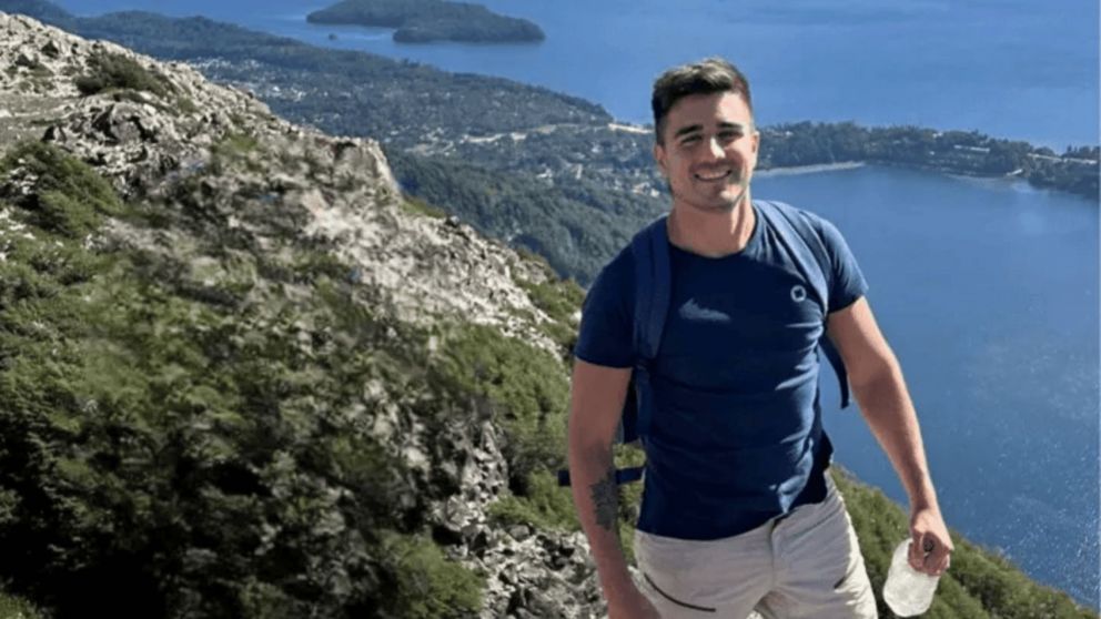 El cuerpo sin vida del joven fue encontrada en una zona de muy difícil acceso, en el cerro Belvedere (Imagen redes sociales).