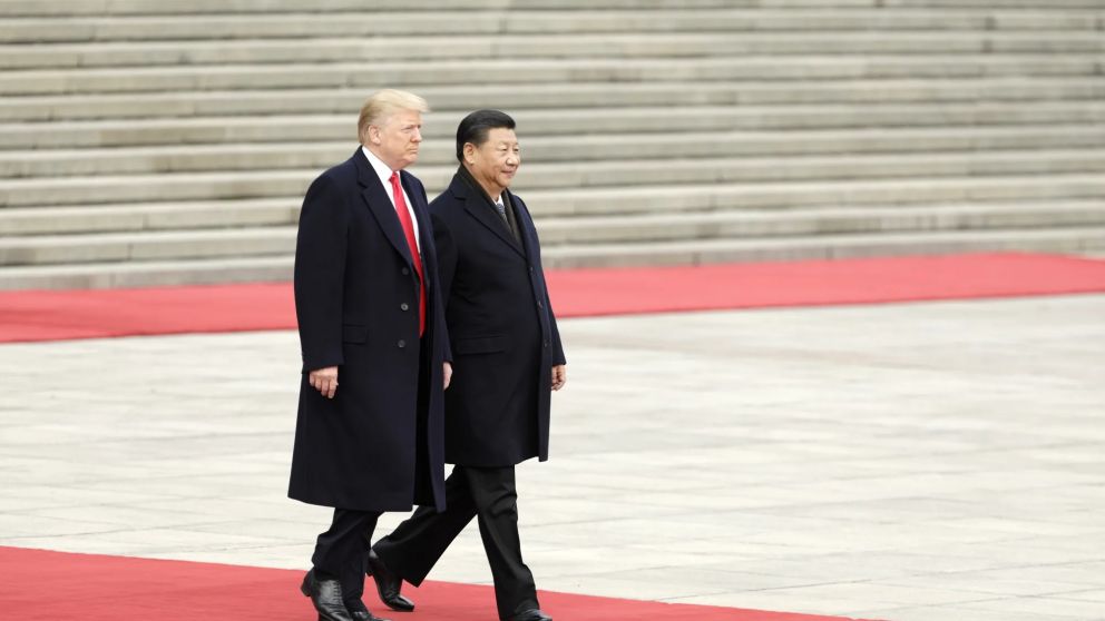 Trump amenaza con profundizar su conflicto comercial con el gobierno de Xi Jinping.