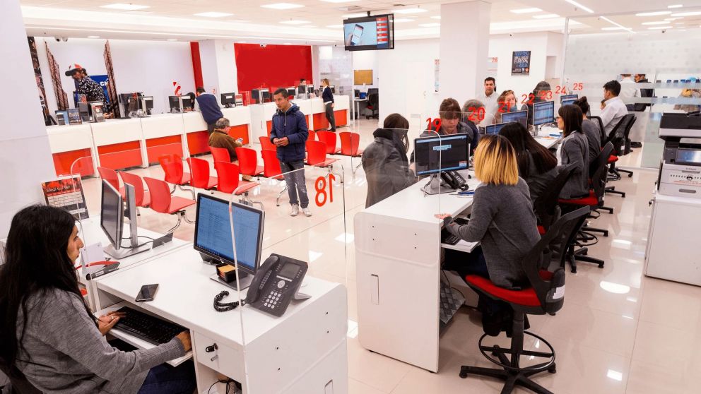 Entérate todos los beneficios que ofrece la reconocida empresa de comunicación para sus trabajadores.