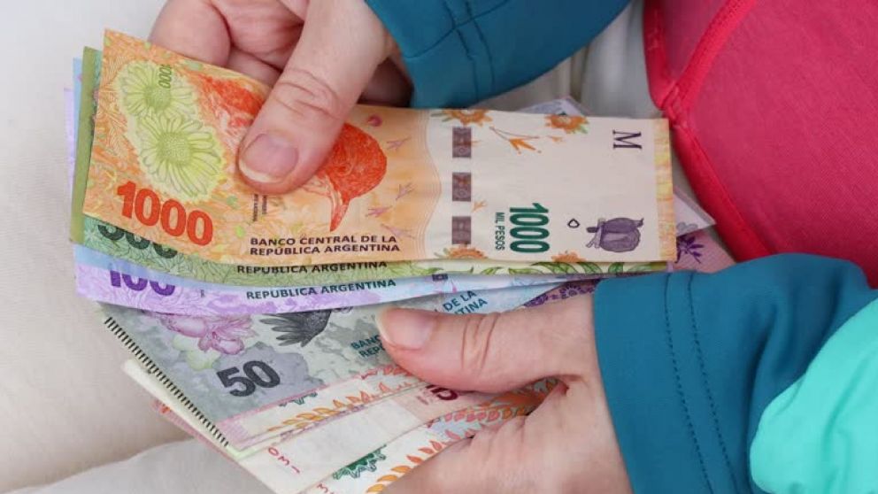 Notición de Anses: confirmaron un aumento para los tres bonos extraordinarios, ¿cuánto cobrarán en Abril 2025?