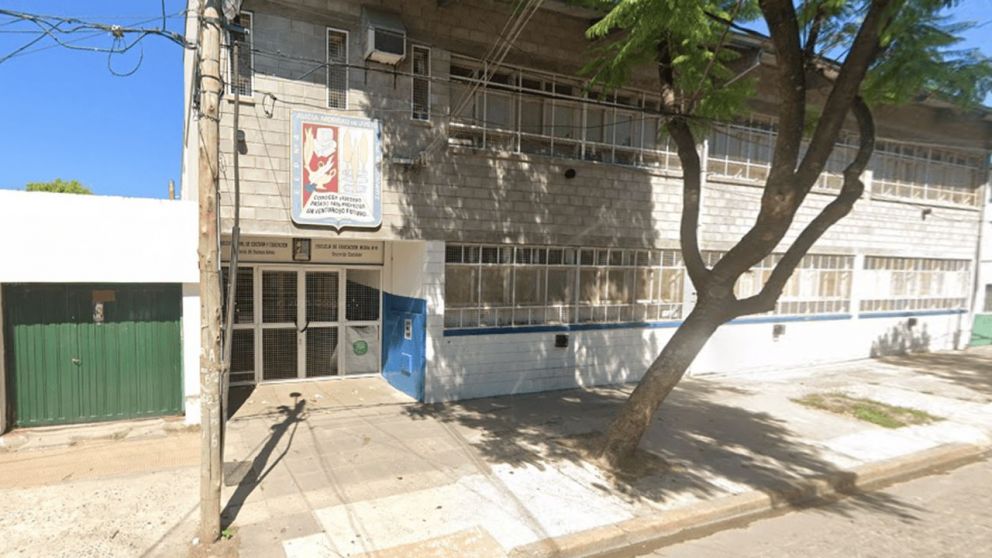 Temor por los alumnos de una escuela secundaria que planeaba un tiroteo por WhatsApp (Google Maps).